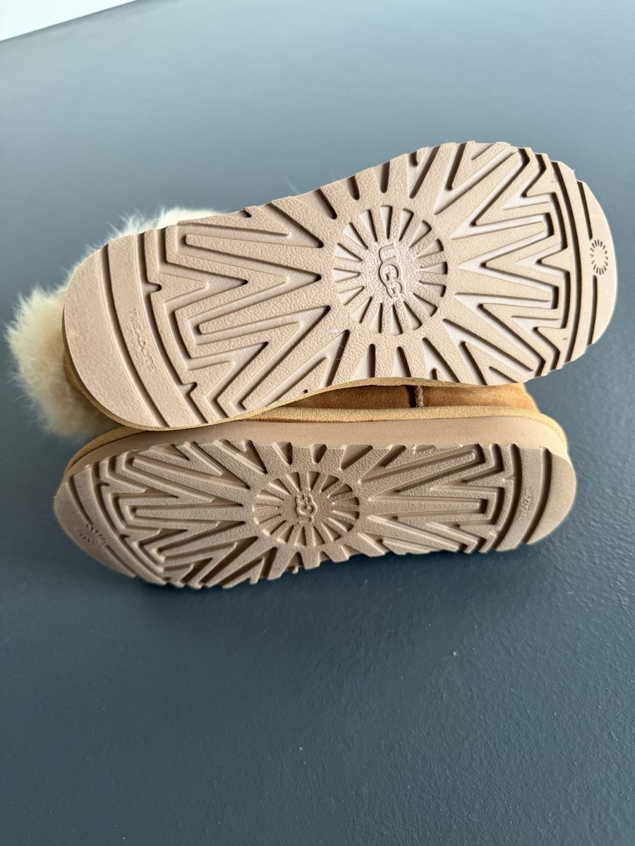 Ugg Damenschuhe: UGG Boots  braun Grösse 36 mit Fell – Gebraucht aus Killwangen von was.sharp 5