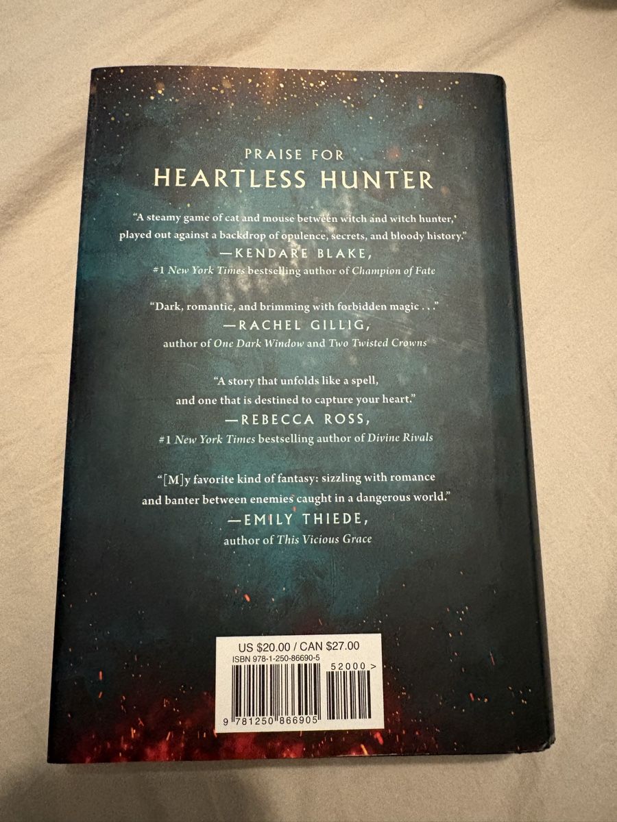 Libri: Book Heartless Hunter by Kristen Ciccarelli  – Nuovo (secondo la descrizione) da Penthalaz venduto da _Meg_ 1