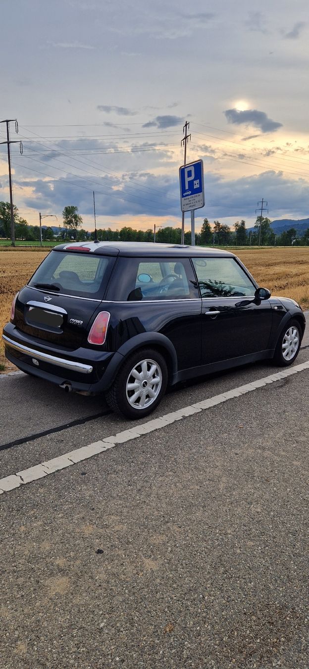 Mini Autos: Mini Cooper – D'occasion à Adlikon b.Regensdf par toptrade1 2