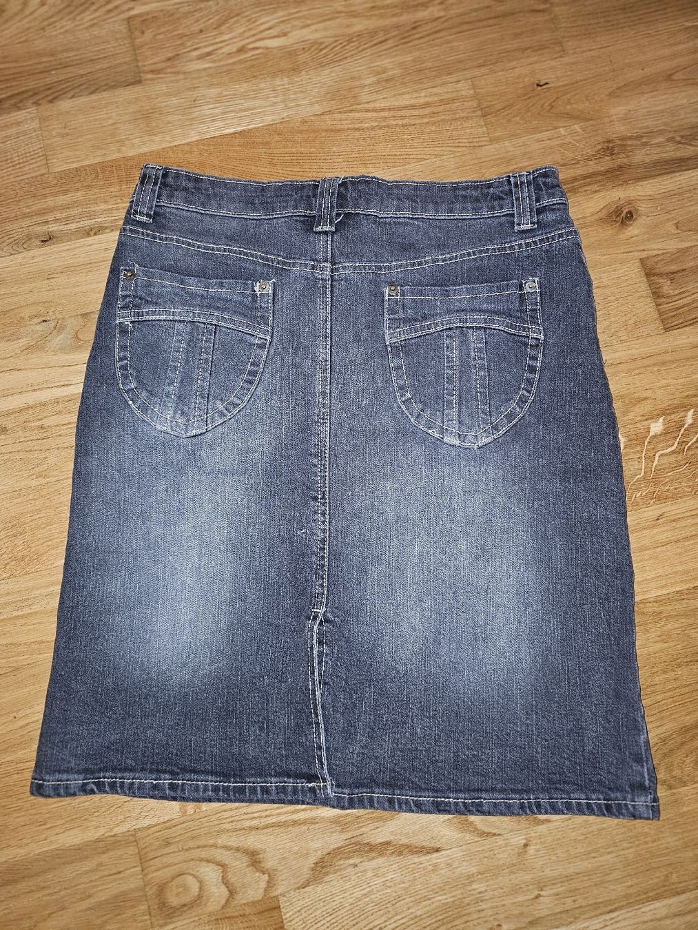 Röcke: Jupe en jeans Blackbox, taille 36 – Gebraucht aus Tecknau von Anadias 1