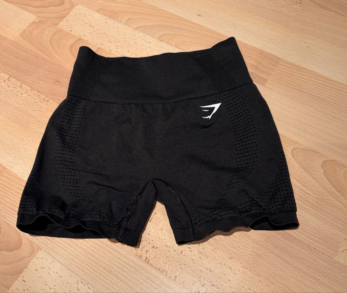 Gymshark Pantaloni: Gymshark Shorts – Usato da Pfäffikon ZH venduto da she_qkn2