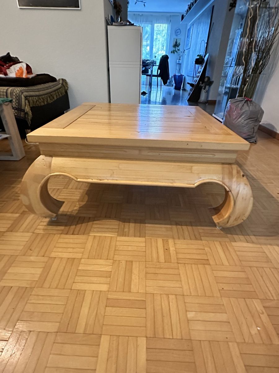 Articoli in legno: Antiker Holzsalontisch – Usato da Kloten venduto da Jeronimo9 1
