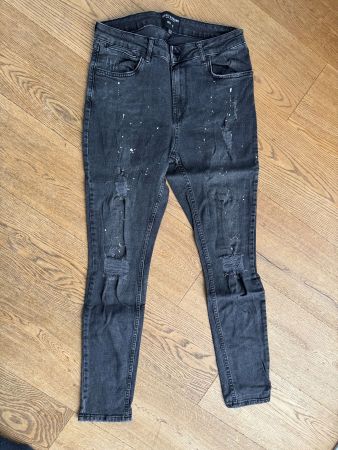 Jeans, Supply & Demand  //NEU// 32
