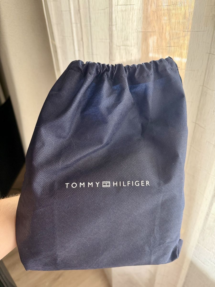Tommy Hilfiger Borse da donna: Tasche Tommy Hilfiger – Nuovo (secondo la descrizione) da Altstätten SG venduto da ali_f7vk 5