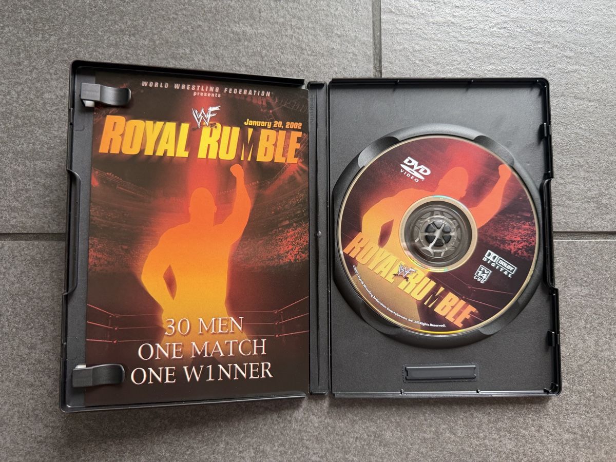 Tous les DVDs: DVD WWF Royal Rumble 2002 – D'occasion à Zürich par cENS0R 2