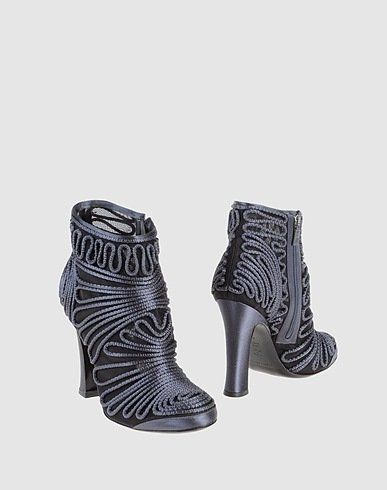Scarpe da donna: Exklusive Stiefeletten Neu Gr. 37 Alberta Ferretti – Nuovo e nell'imballaggio originale da Wettswil venduto da the_jr6l 9
