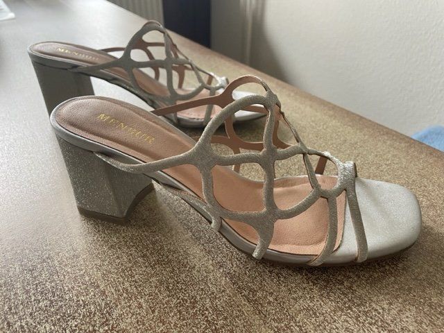 Scarpe da donna: MENBUR BELLES SANDALES SOIREE ARGENTEES TAILLE 39 – Nuovo (secondo la descrizione) da Bernex venduto da eunicefitz