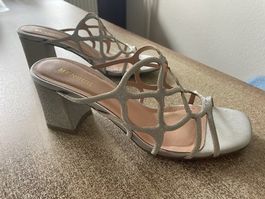 MENBUR BELLES SANDALES SOIREE ARGENTEES TAILLE 39