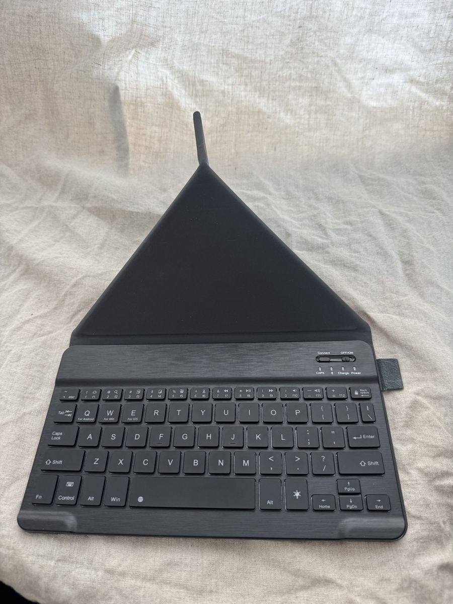 Tastaturen: Wireless keyboard – Gebraucht aus Zürich von kri_zhv2