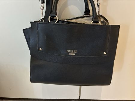 Sac à main Guess noir cuir femme bon état