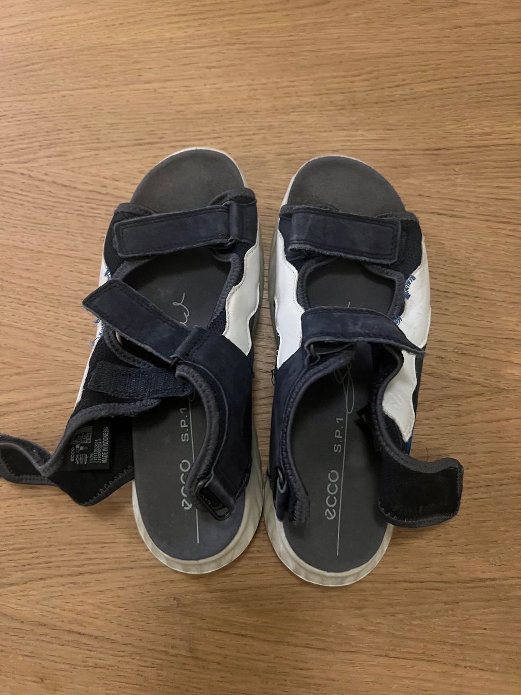 Ecco Scarpe per ragazzi: ECCO Sandalen Sandals Gr 37 – Usato da Ebmatingen venduto da dartim 1