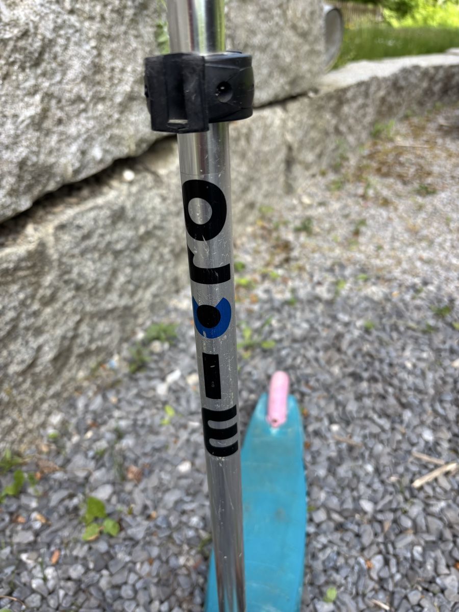 Micro Veicoli per bambini: Micro Trottinette mit 3 Rädern - scooter – Usato da Schaffhausen venduto da ValerieBelden 3