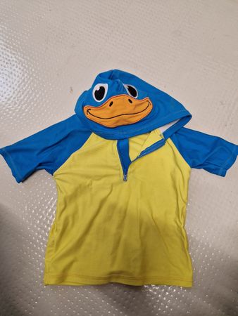 UV Schutz Badetshirt mit Kaputze gr 98