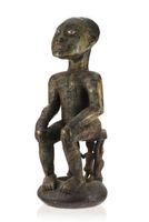 Important ancient African Art , Bembe statue H 58 cm