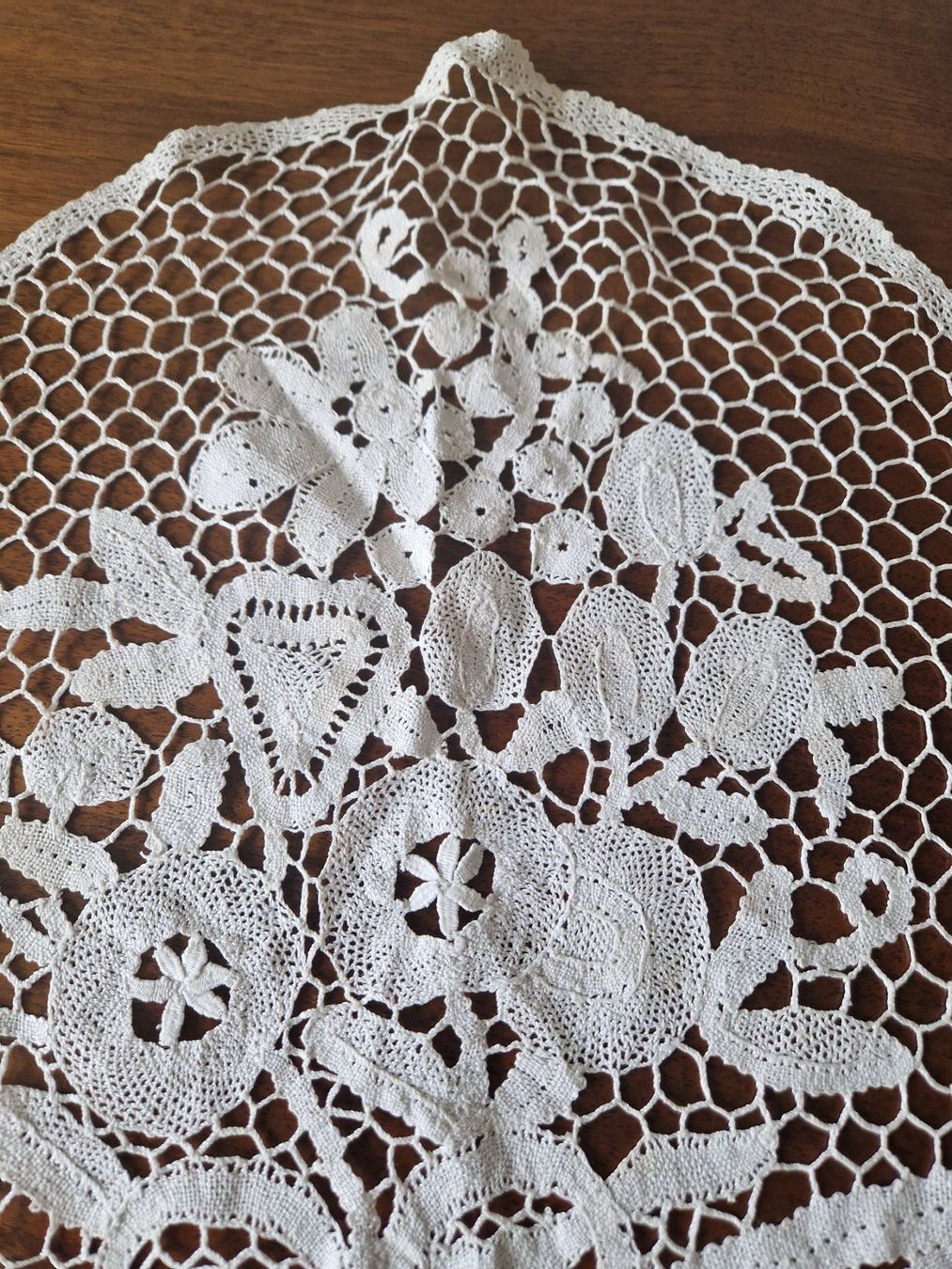 Altra biancheria da tavola: Klöppelspitze Deckeli 36x30cm – Usato da Bern venduto da Antikbatik 3