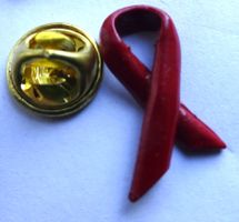 Pin rote SCHLAUFE  Aids