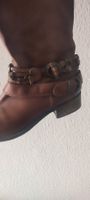 Braune Stiefel mit Nieten Gr. 41 - Klein geschnitten