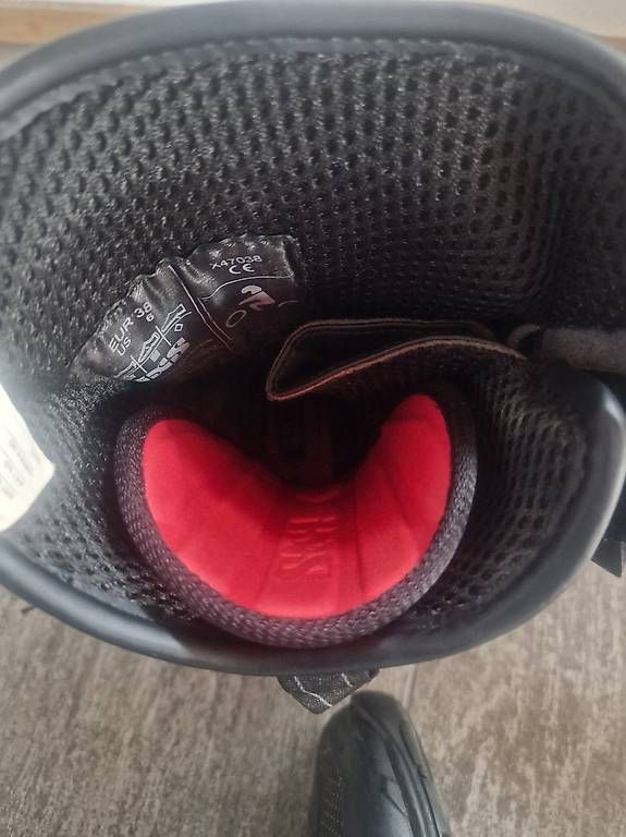 Scarpe da uomo: Motorrad Stiefel Grösse 38 schwarz – Usato da Surrein venduto da deb_sjh6 3