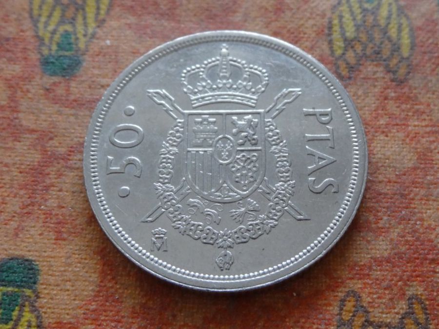 Alle Münzen: ESPAGNE  50  Pesetas  1983 – Gebraucht aus Romanel-sur-Lausanne von Swift13