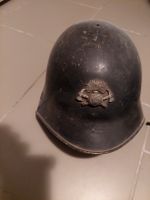 anciens casques de pompiers 