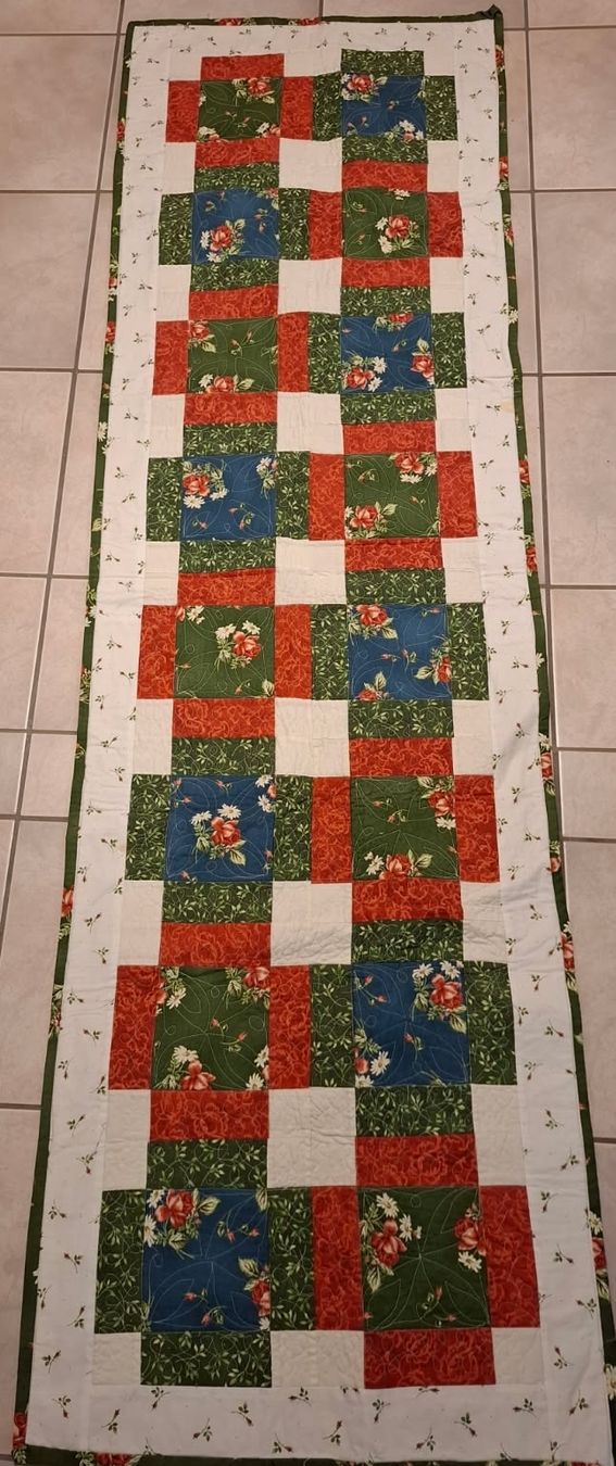 Tutte le decorazioni: Patchwork Tischläufer handgemacht, Unikat – Nuovo (secondo la descrizione) da Fischbach-Göslikon venduto da Rainbow88