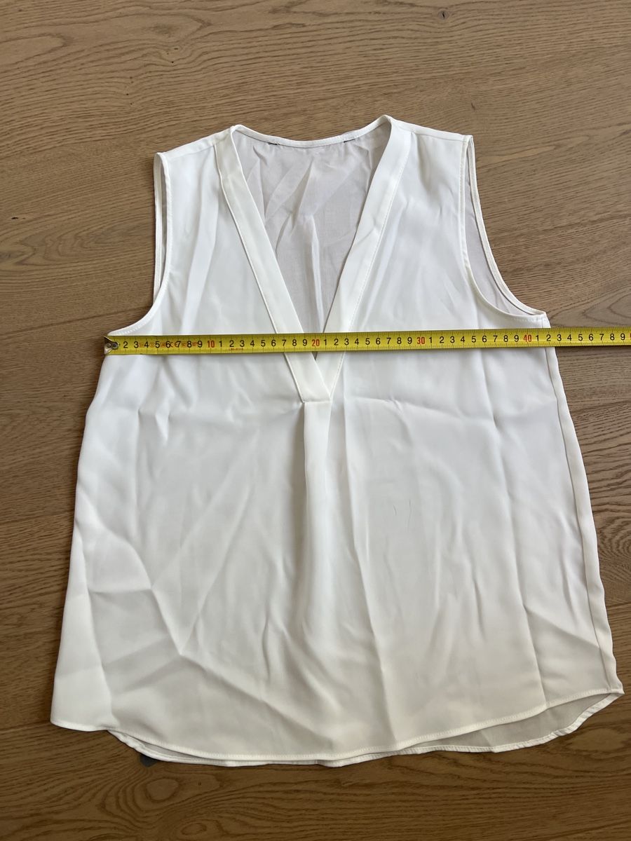 Zara Tops: Neu: Weisses Top, Gr 38, ärmellos – Neu (gemäss Beschreibung) aus Oensingen von SchickeDame 4