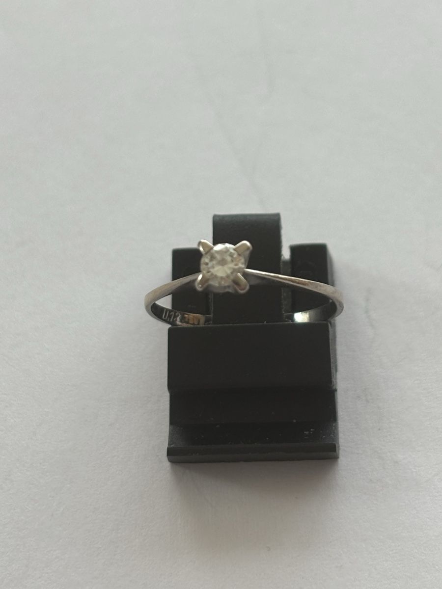 Anelli: Weissgold Ring / Diamant 18Karat – Usato da Langnau am Albis venduto da flusspflege 1