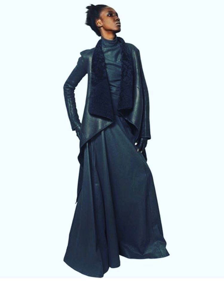 Cappotti: Gareth Pugh shearling / leather coat – Usato da Dallenwil venduto da ZD2019 1