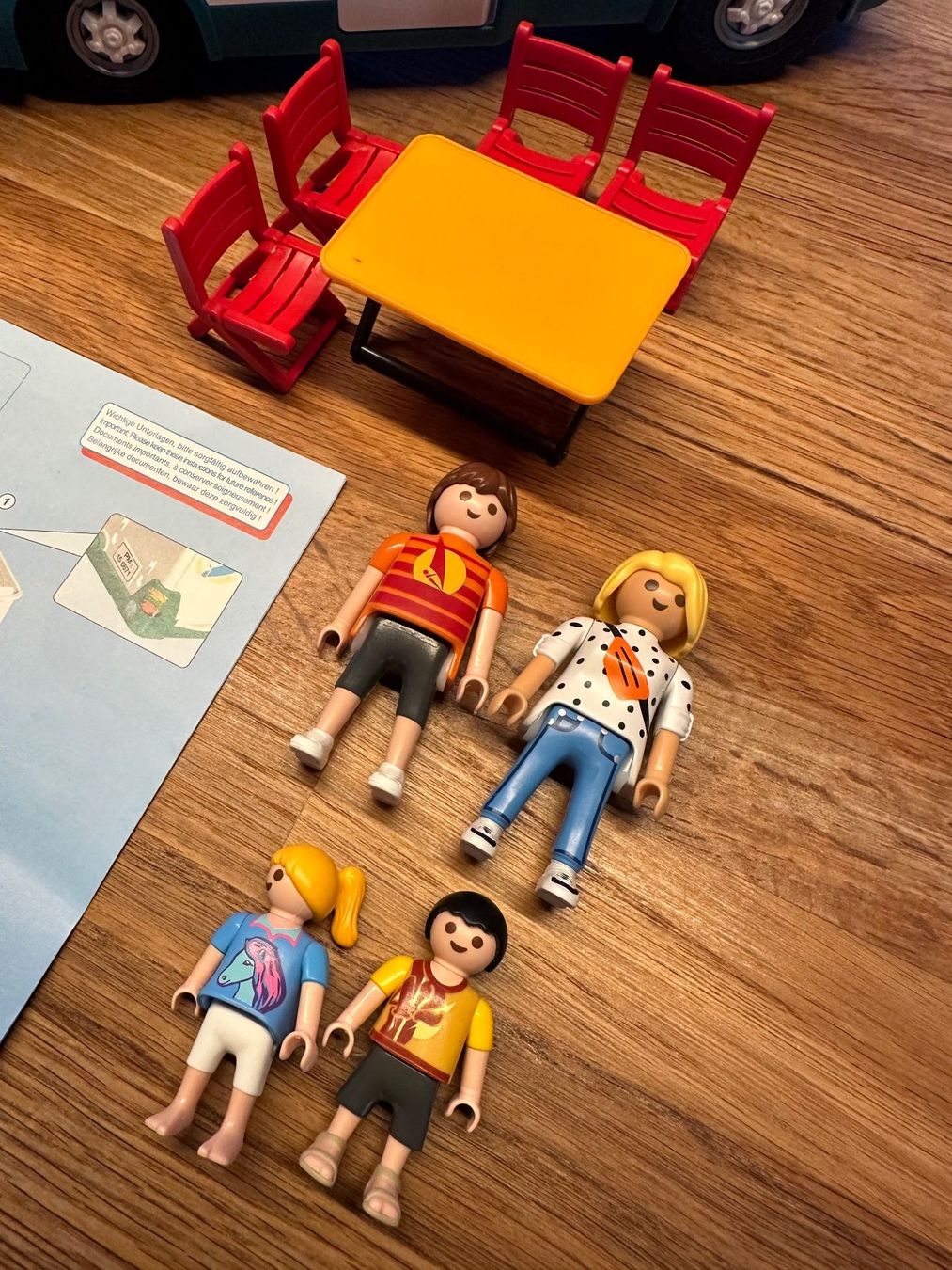 Playmobil Spielzeuge: Playmobil Camper 6671 – Gebraucht aus Winkel von Tatanof 1