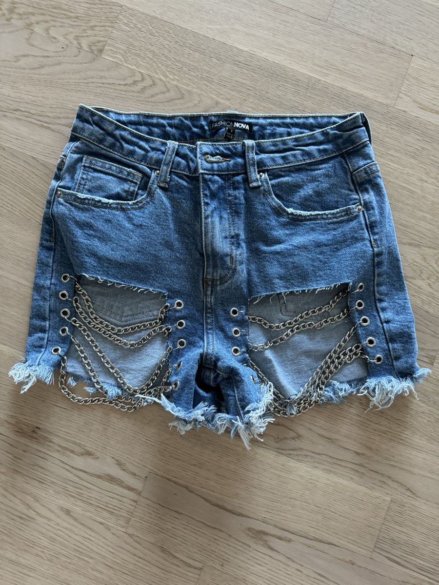 Jeans: Kurze shorts – Nuovo (secondo la descrizione) da Wetzikon ZH venduto da P__tt5 2