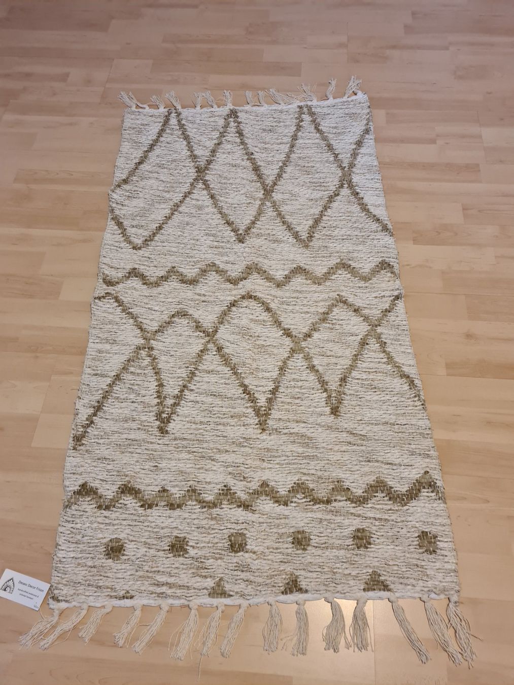 Tappeti: Teppich, Bettvorleger, 68x133 cm 2-seitig – Nuovo e nell'imballaggio originale da Bremgarten AG venduto da Deseodec