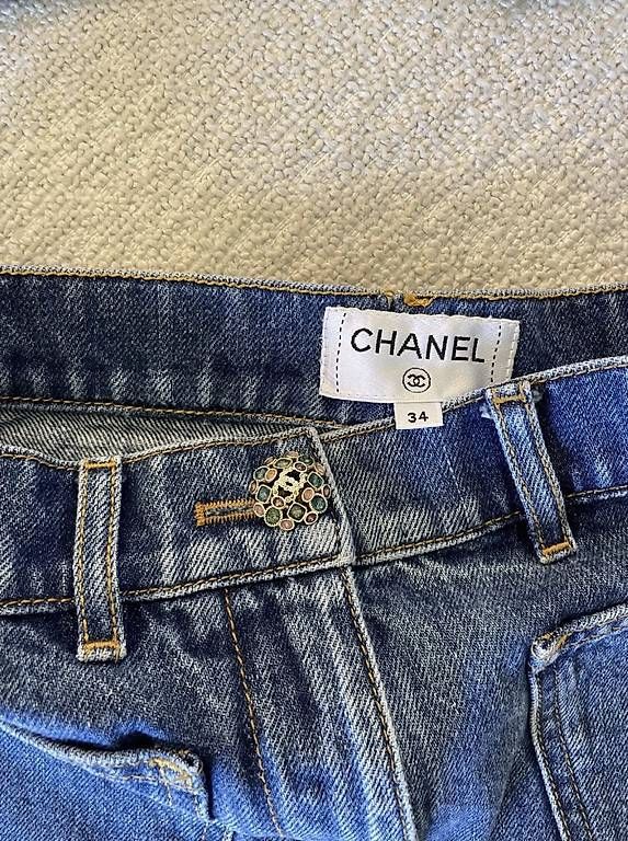 Jeans: Chanel  Short en jean – Gebraucht aus Lausanne von Temamapaire 3