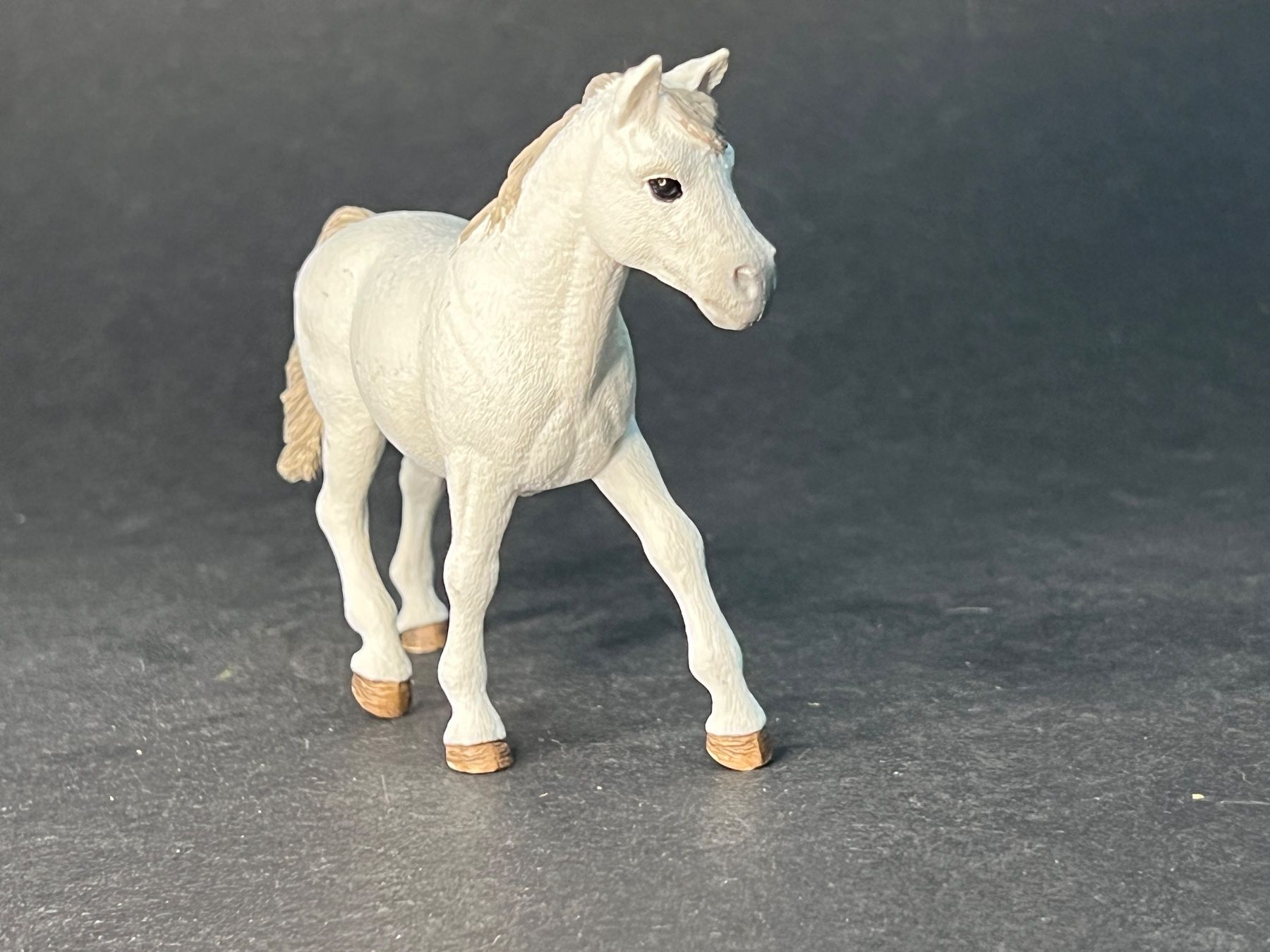 Schleich Statuette: Schleich 42467 - Connemara Pony Stute Pferd – Usato da Ennetbaden venduto da mapa05 5