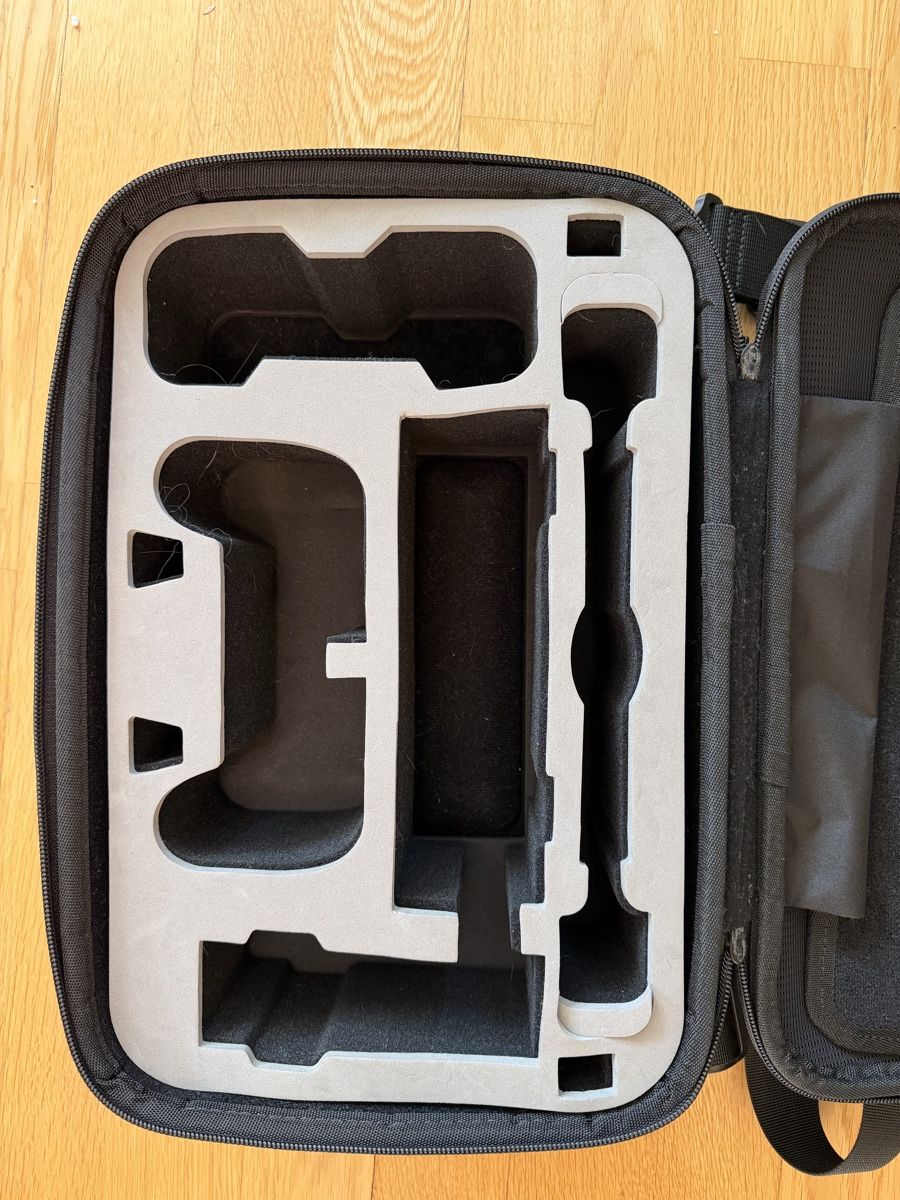 Etuis de protection: Tomtoc Carrying Case for Nintendo Switch black used – D'occasion à Wallisellen par kkarvonen001 1