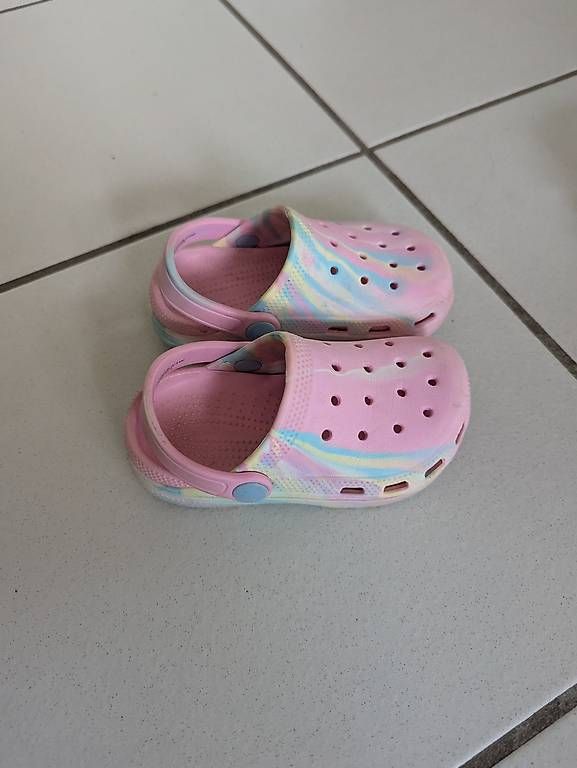 Scarpe per ragazzi: Shlappen Grösse 24 – Usato da Arlesheim venduto da jaus01 1