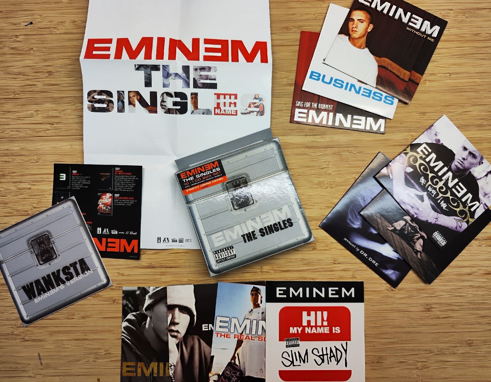 CDs: EMINEM - THE SINGLES - Box Set Limited – Gebraucht aus Aarau von