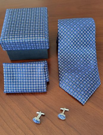 Krawatten-Set Herren mit Einstecktuch und Manschettenknöpfen