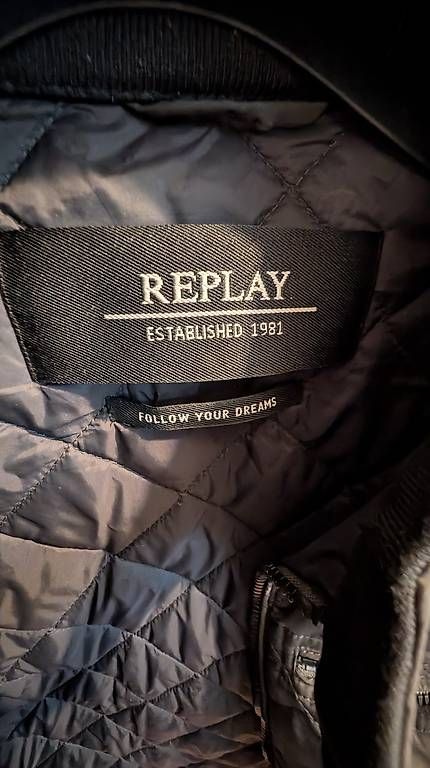 Giacche: Replay Jacke Herren Grösse M/L – Usato da Birmenstorf AG venduto da san_7w9c 2