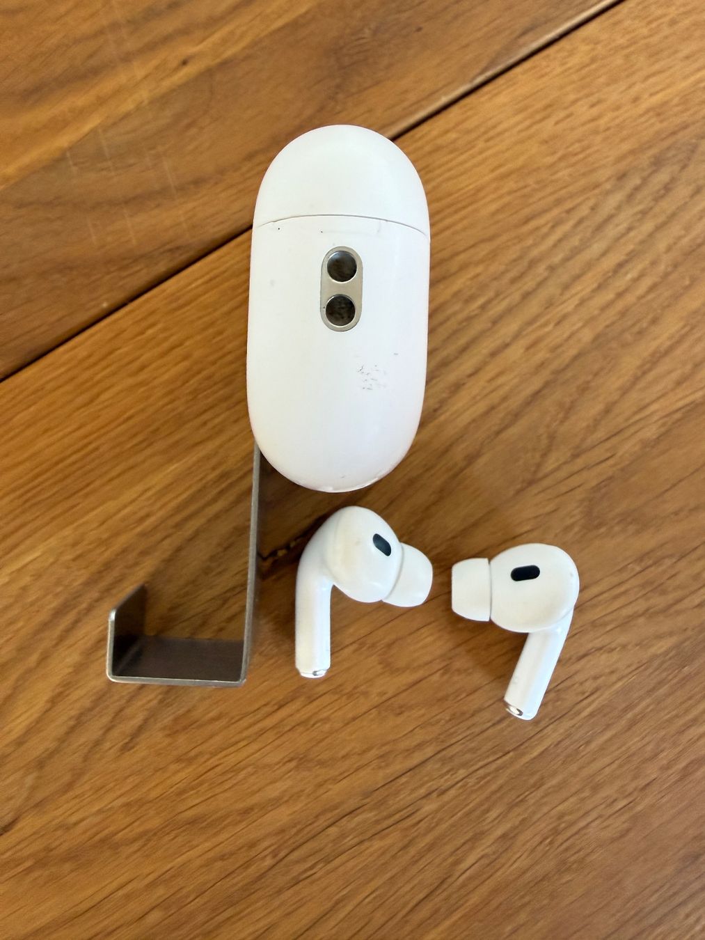 Apple Cuffie: APPLE AirPods Pro 2 – Usato da Lausanne venduto da Nine1982 6
