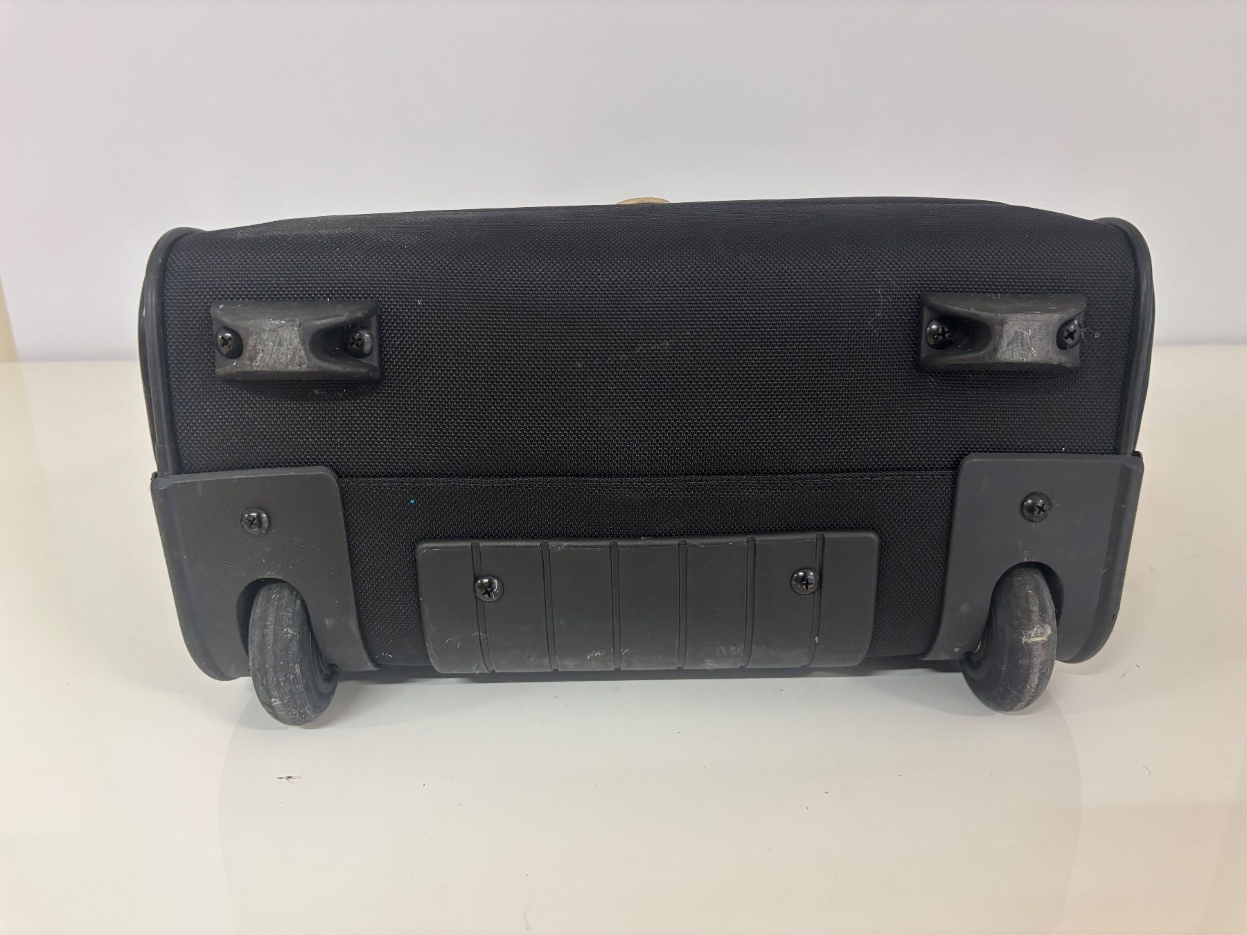 Valigie: Jack Georges Rollkoffer schwarz – Usato da Wettingen venduto da Wendemarket 4