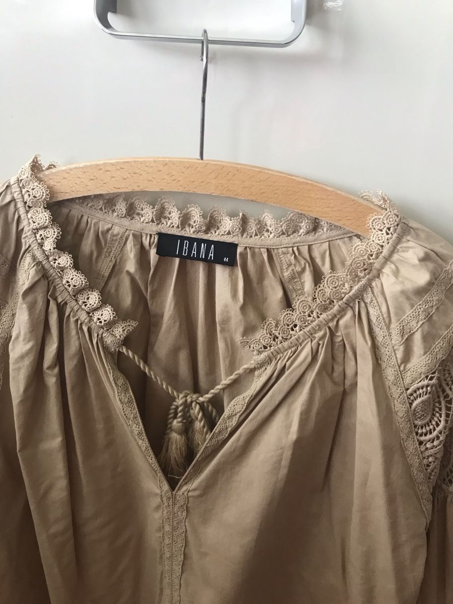 Top: Ibana - top beige avec guipure – Nuovo (secondo la descrizione) da Pully venduto da avben 1