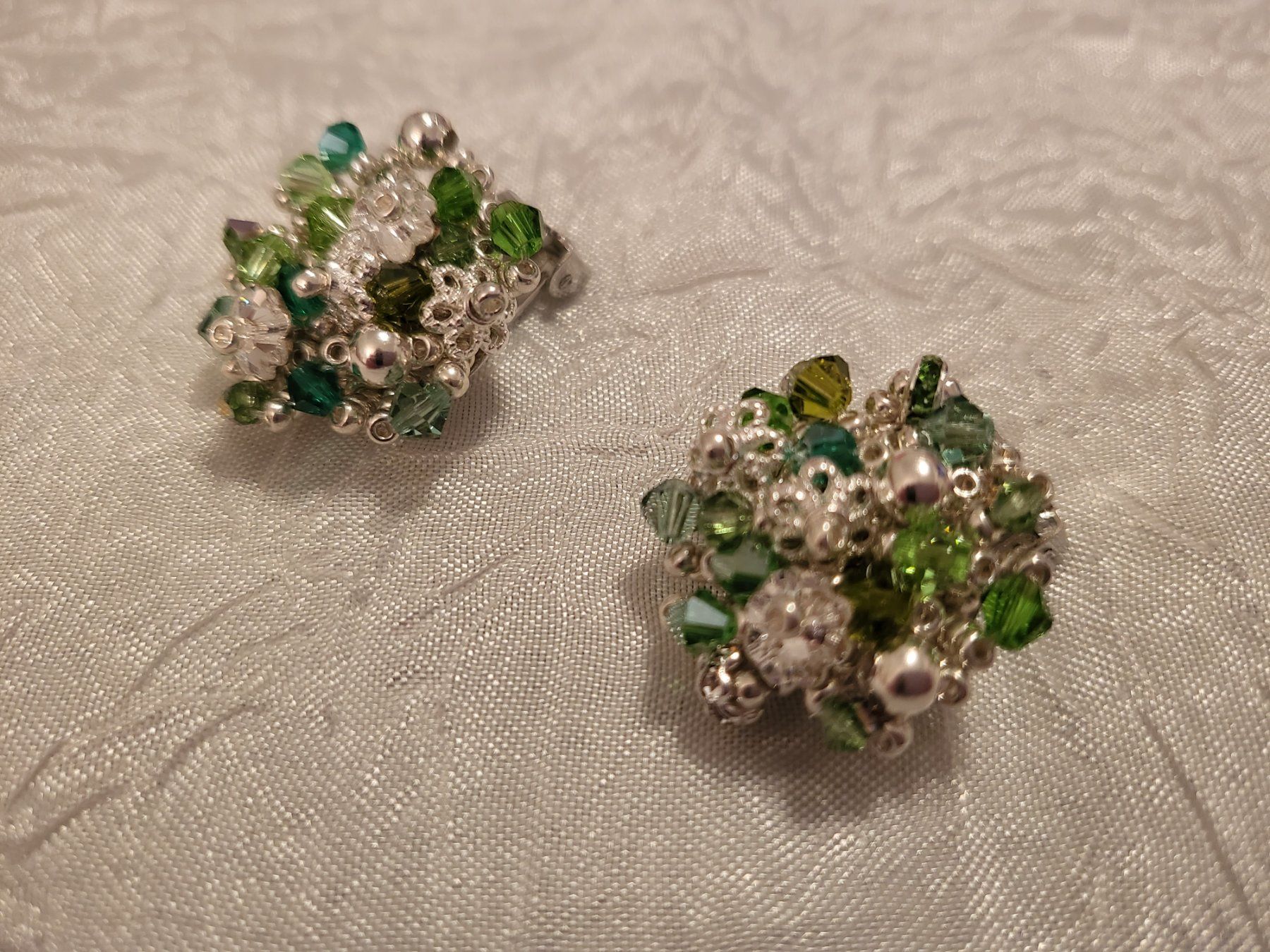 Ohrringe & -stecker: Handgemachte ohrclips aus swarovski perlen – Neu (gemäss Beschreibung) aus Dietikon von Eleda 1