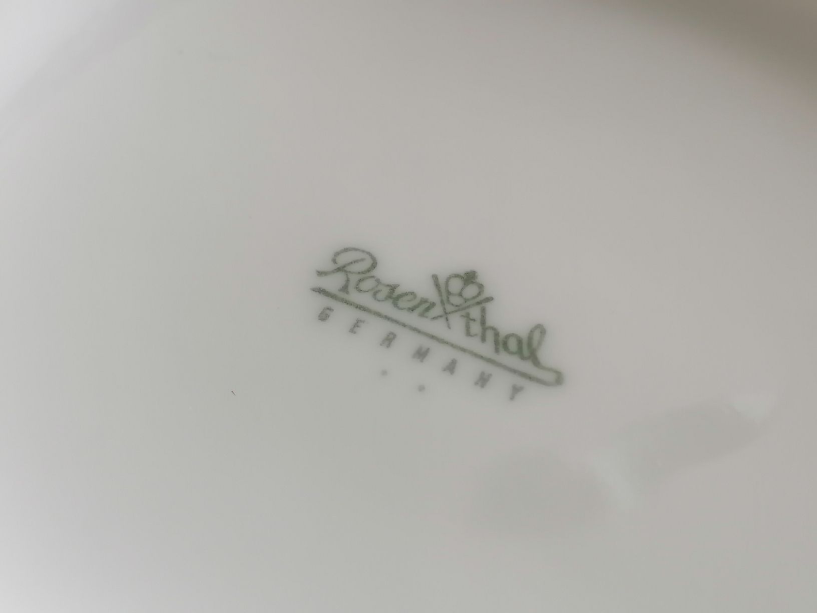 Rosenthal Ciotole: Rosenthal Suppenschüssel , Weiss mit Blumenmuster, – Usato da Basel venduto da vintagecollector 4