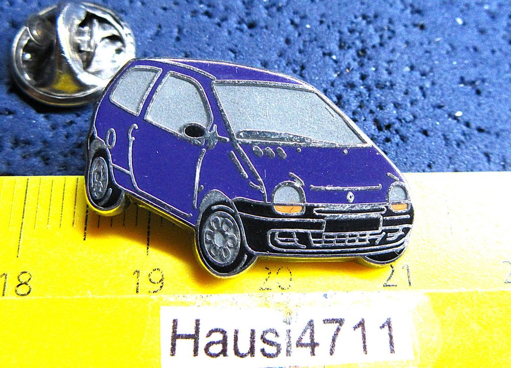 RENAULT AUTO PIN ENAMEL TOP-QUALITÄT 25mm (Gebraucht) in Ettingen für ...