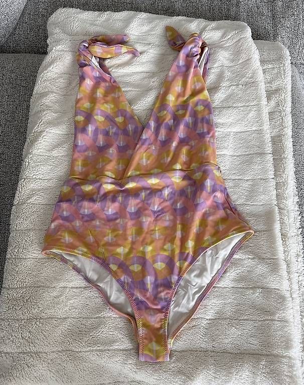 Badekleider & Bikinis: Badeanzug Sandro Gr. 34 – Gebraucht aus Dietikon von lui_v6cj