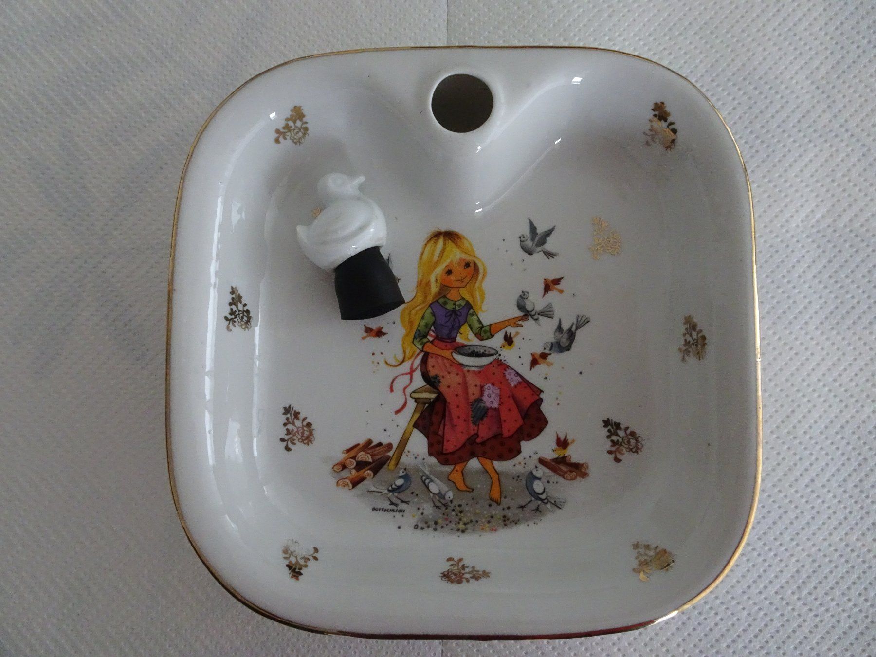 Piatti: Kinderteller mit Wasserbad – Usato da Birr venduto da habicht414 1