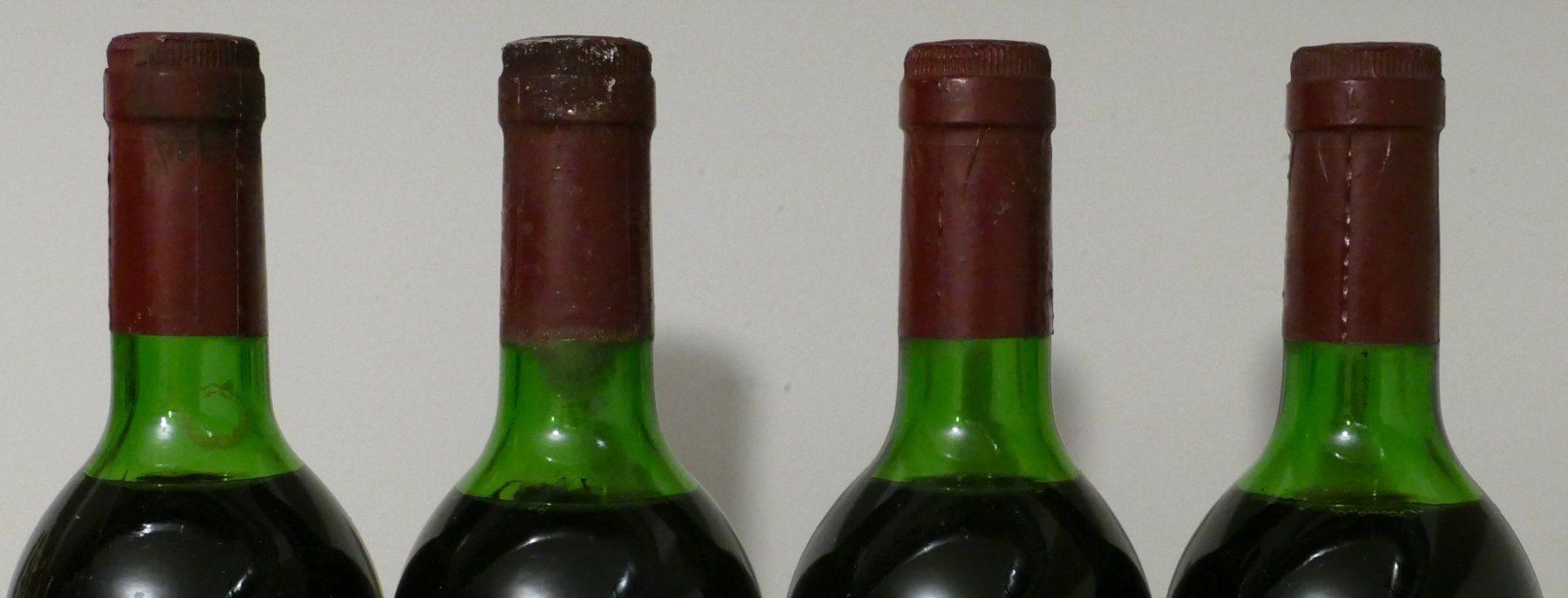Vino: 4 Fl. Château de Fonscolombe 1985 – Nuovo (secondo la descrizione) da Hochdorf venduto da Sukram58 2