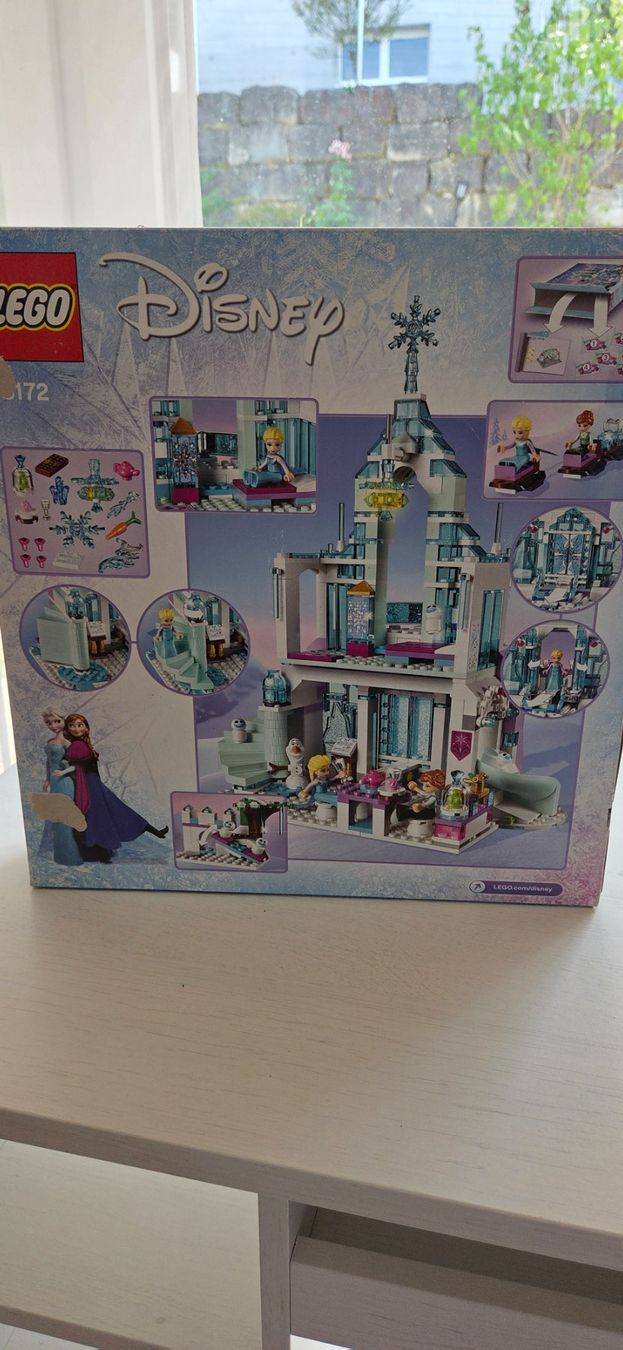 Lego Spielzeuge: Lego Frozen Eispalast – Gebraucht aus Zeiningen von Marketa01