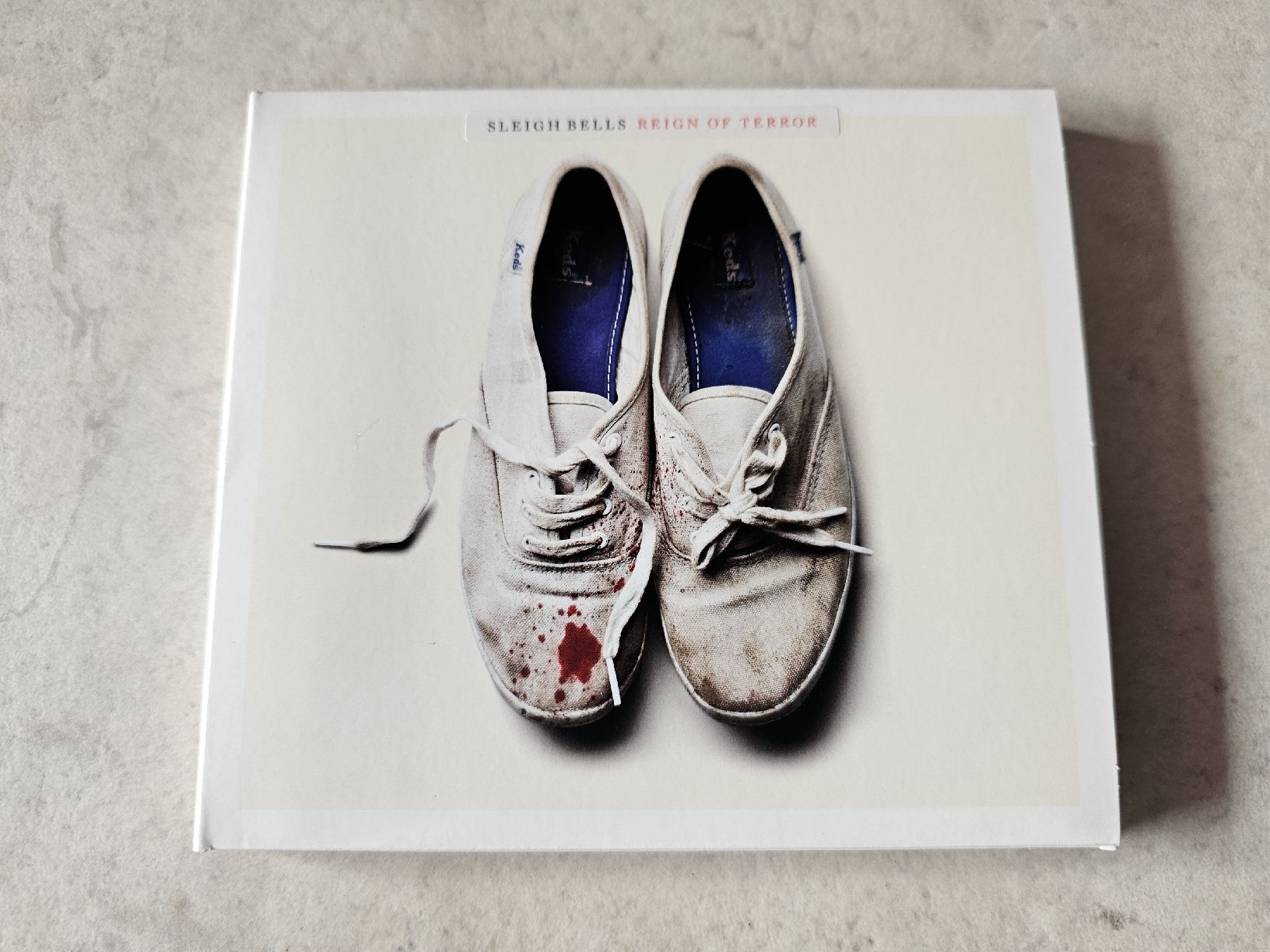 CD: Sleigh Bells  -  Reign Of Terror – Usato da Schneisingen venduto da backstore24