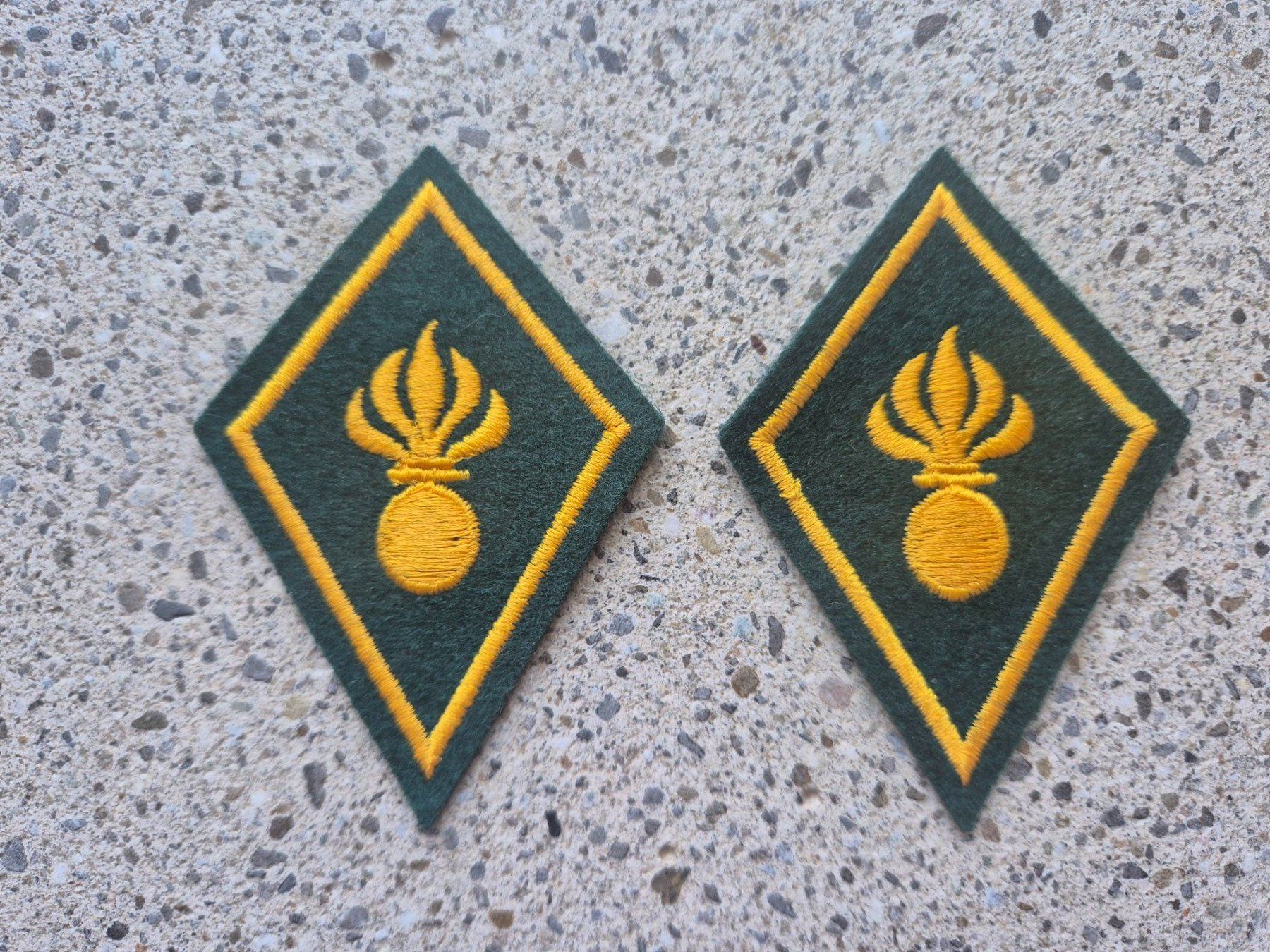 Schweizer Armee Placchette & Badge: *** Kragenspiegel Grenadier neue Version *** – Nuovo e nell'imballaggio originale da Riedholz venduto da fr_sIruP